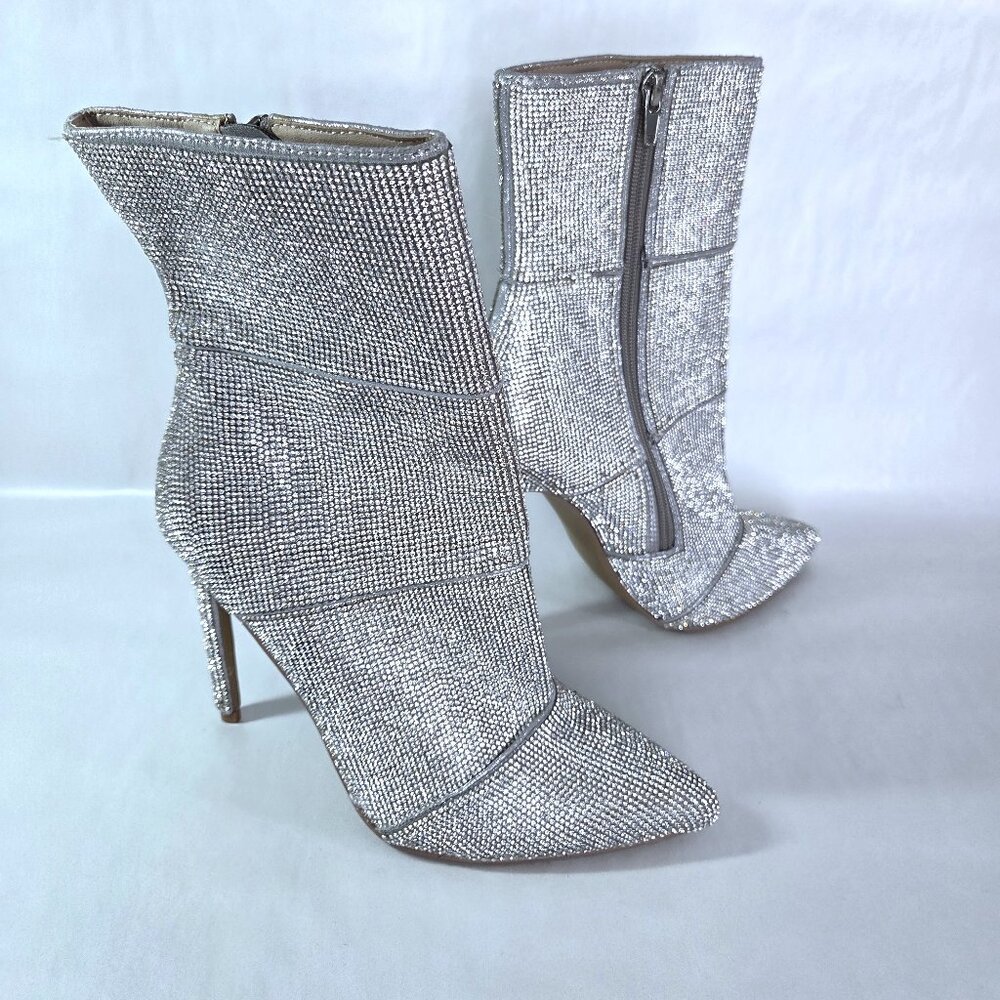 Steve Madden Winona Silver Rhinestone Size Zip Heeled Booties Size 8.5